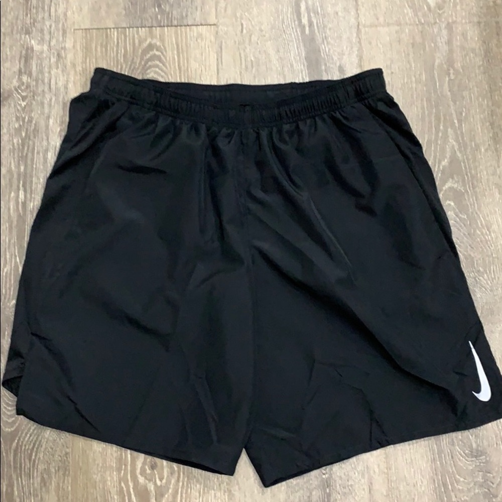 Men’s XL Nike Dri-Fit shorts
